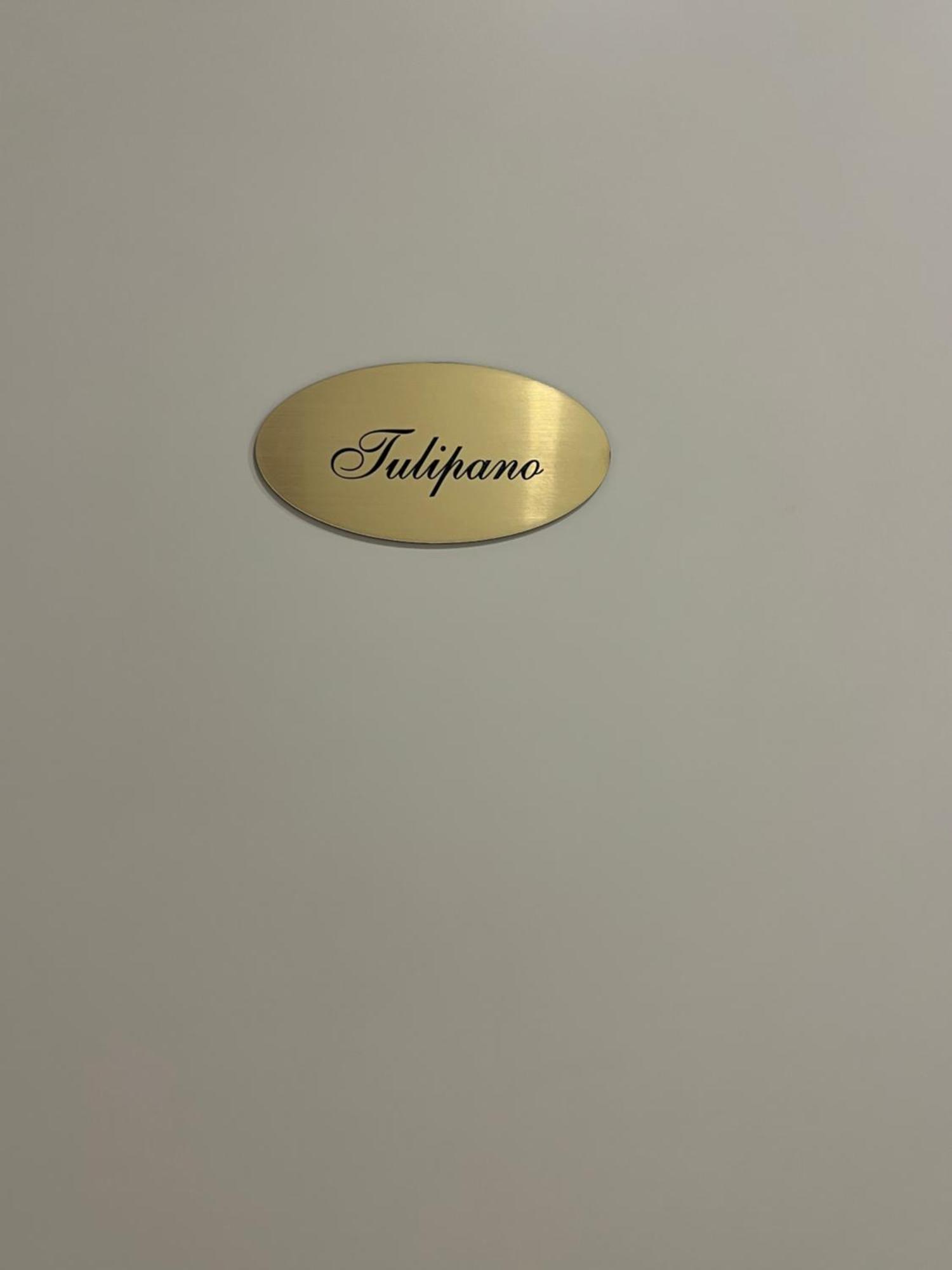 Fleur Blanche Bed & Breakfast Verona Bagian luar foto