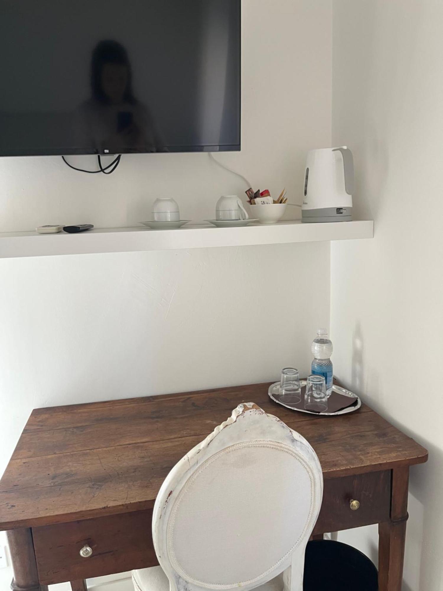 Fleur Blanche Bed & Breakfast Verona Bagian luar foto