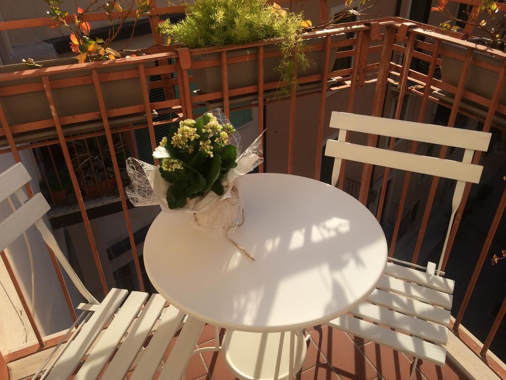 Fleur Blanche Bed & Breakfast Verona Bagian luar foto